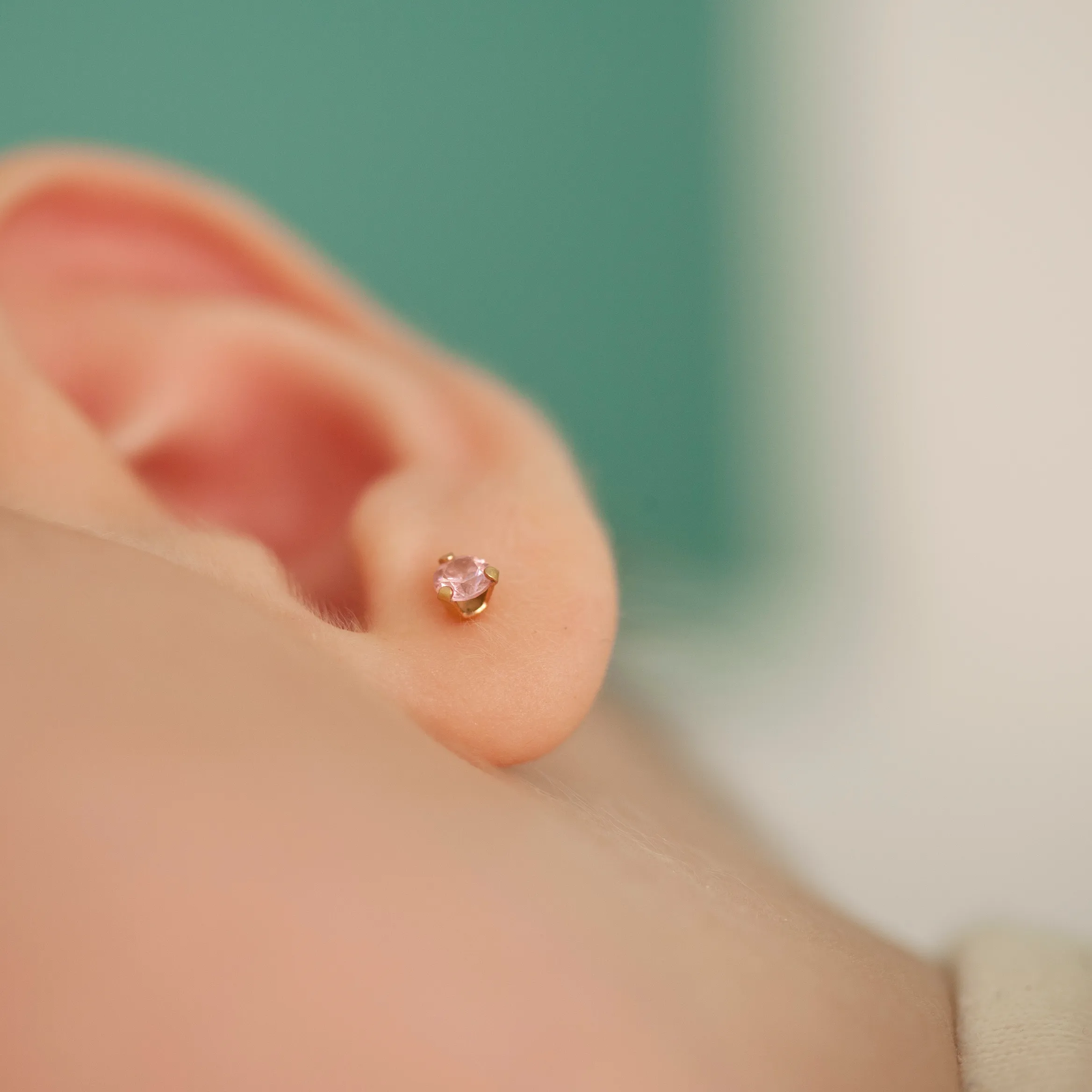piercing babies' ears.webp (88 KB)